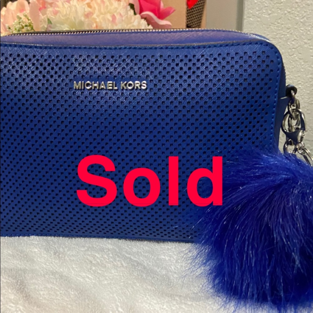 ❌❌SOLD❌❌ MK blue crossbody